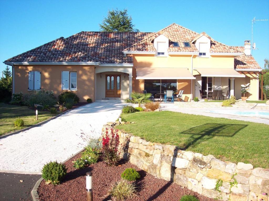 Villa Du Courboulay Sargé Les Le Mans Exterior foto